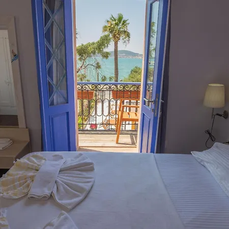 Homestay Deniz Oenue *