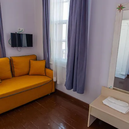 Deniz Oenue Homestay Ayvalik