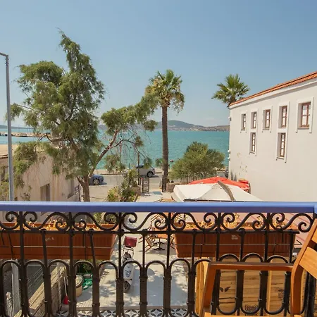 Deniz Oenue Homestay Ayvalik